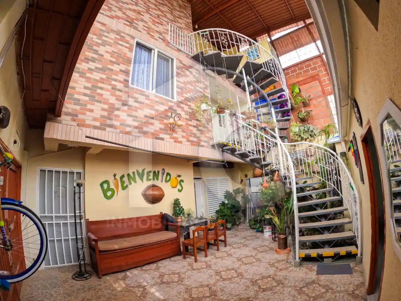 Casa de 2 viviendas en el Canadá Calima Darién